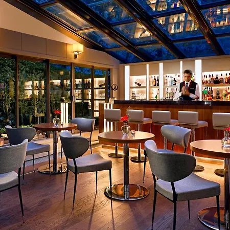 Divan Hotel