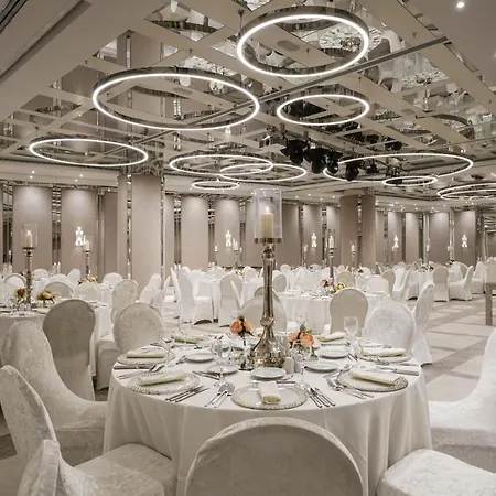 Divan Hotel