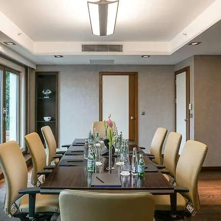 Hotel Divan